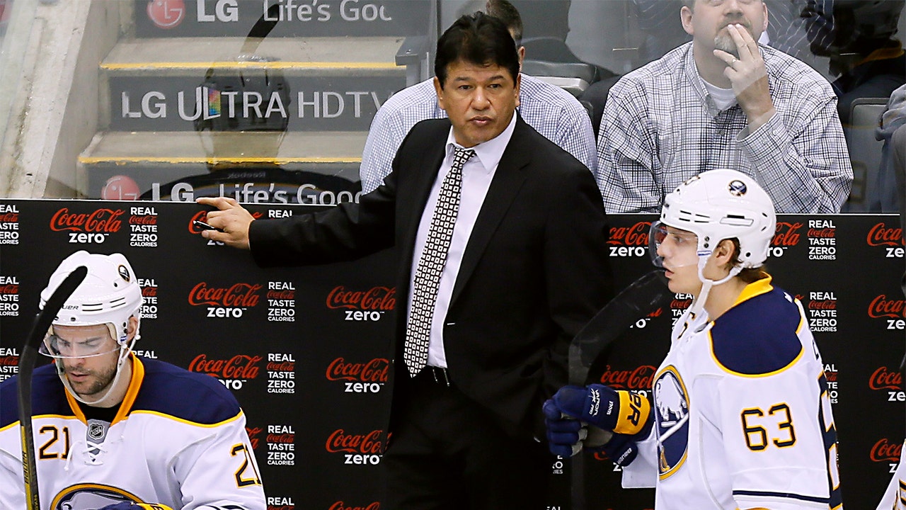 Sabres interested in keeping Nolan long-term